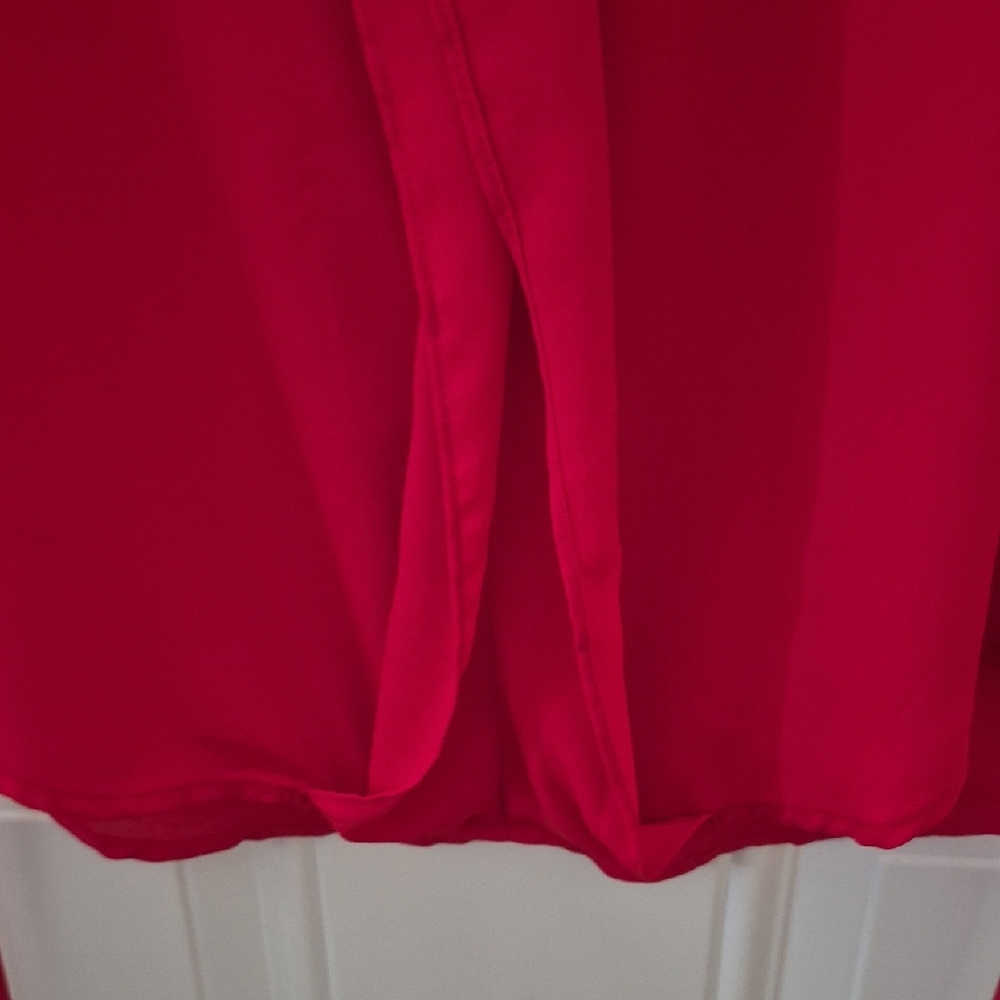 My Michelle Bold Red Sleeveless Blouse - Picture 4 of 7